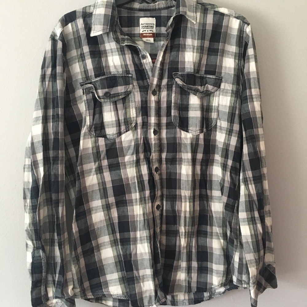 2 Button Up Shirts - Picture 5 of 5